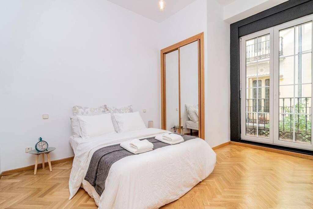 Bello Apartamento En Centro De Madrid, C/Infantas 1-3 By Batuecas Екстер'єр фото